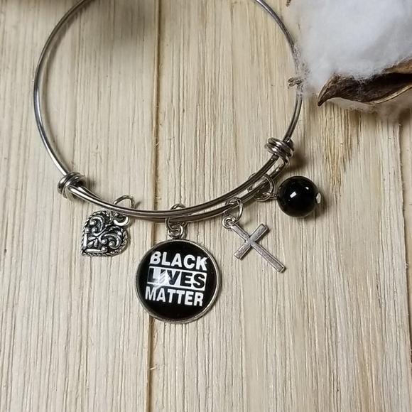 Speak your voice-Black Lives Matter Bracelet - Picture 3 of 5